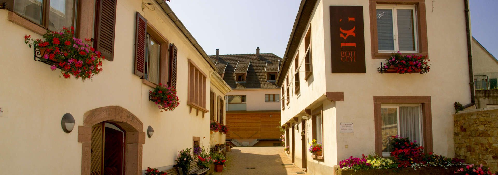 Domaine Bott Geyl - Rue des Vignerons