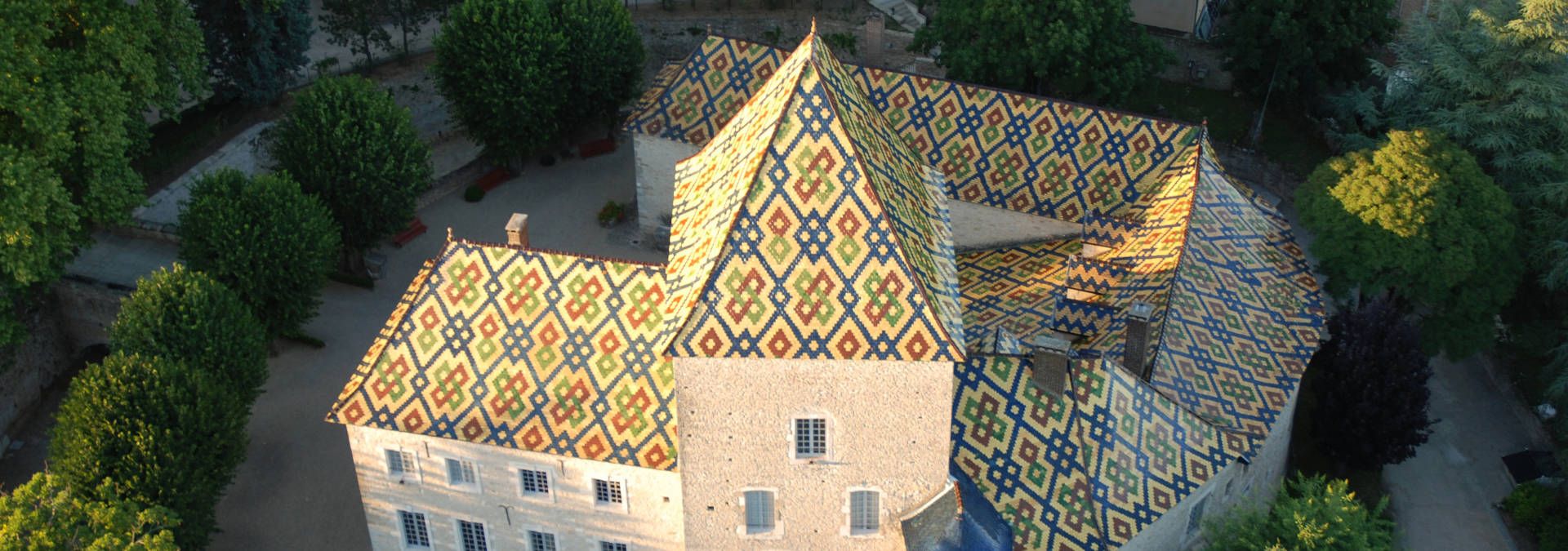 Château de Santenay - Rue des Vignerons