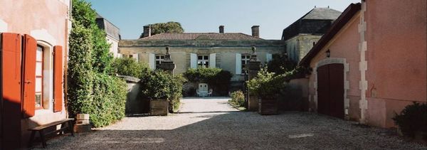 Visite et dégustation dans les salons du château-photo