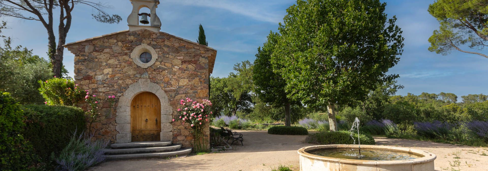 Domaine Fontainebleau en Provence - Rue des Vignerons