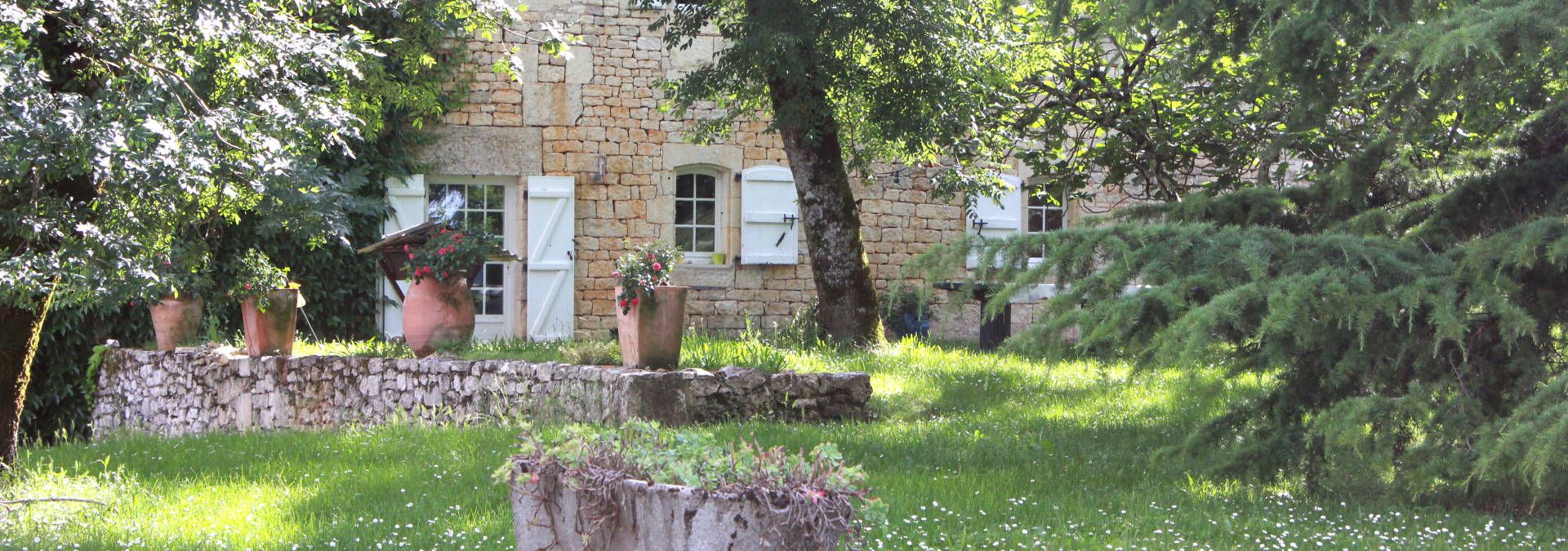 Château Ponzac - Rue des Vignerons