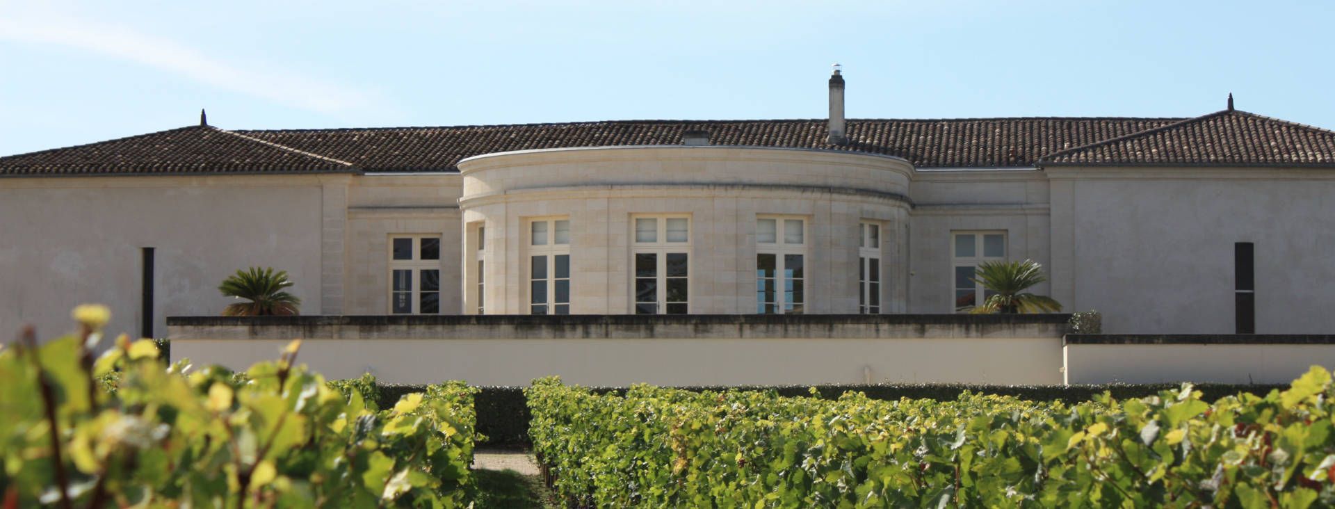 Château Beau-Séjour Bécot - Rue des Vignerons