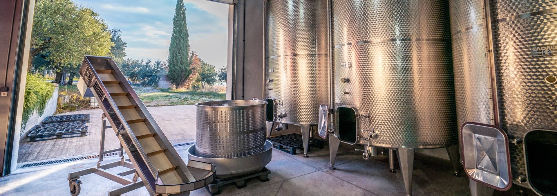 Domaine Rabasse Charavin - Rue des Vignerons