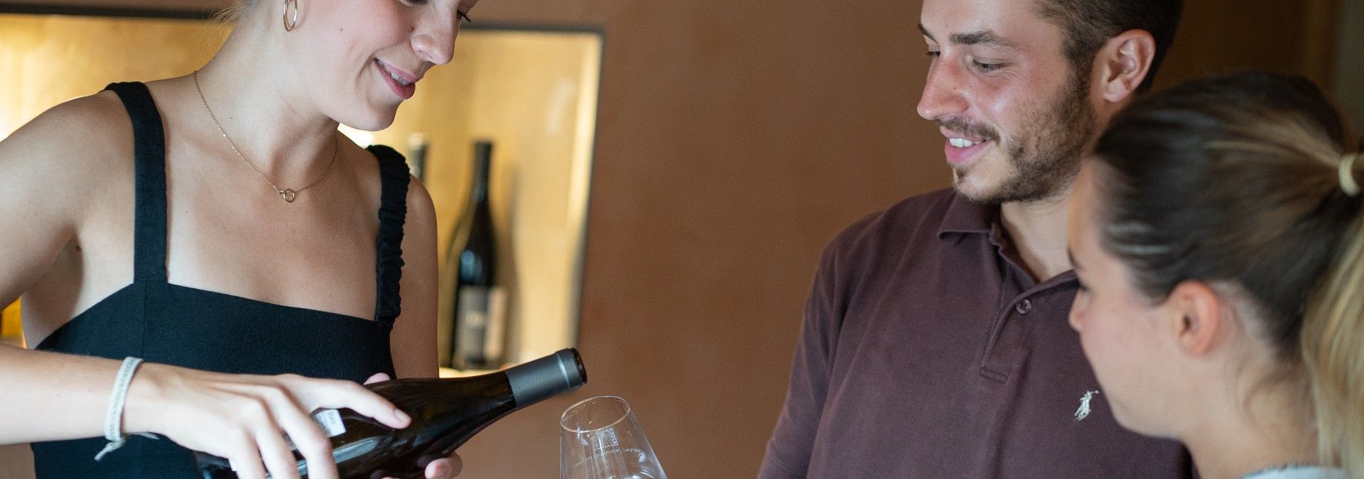 Château Mourgues du Grès - Rue des Vignerons