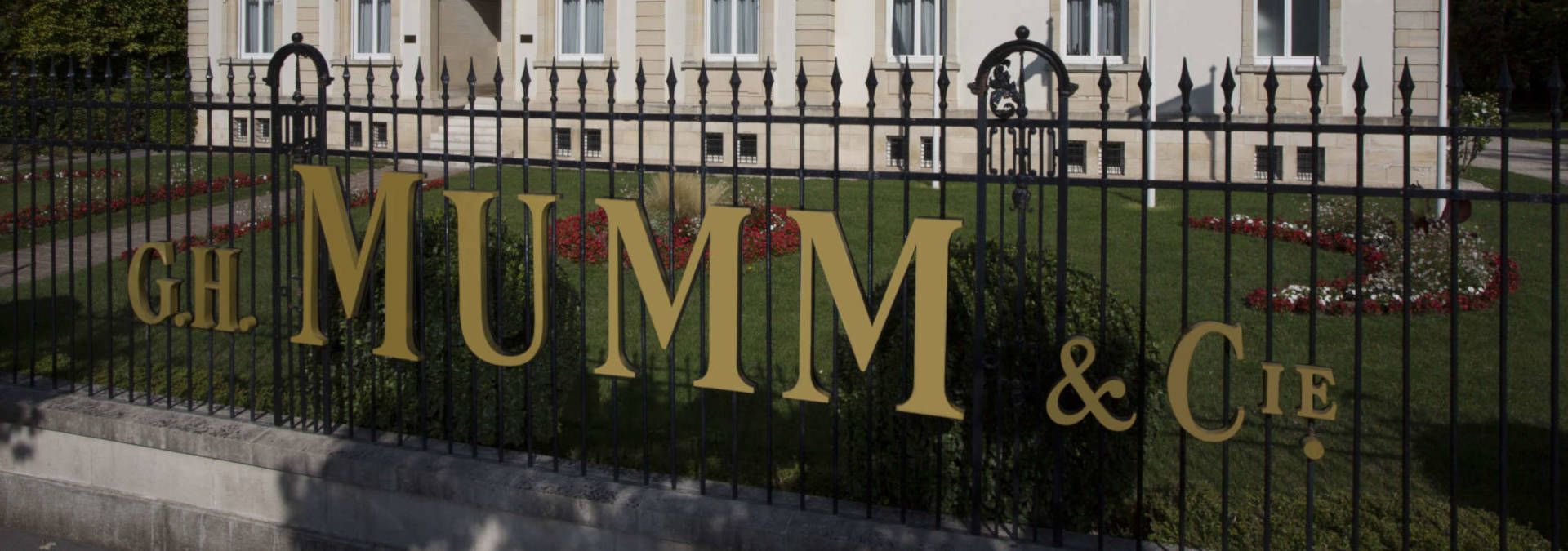 Champagne Mumm - Rue des Vignerons