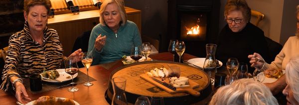 Abendessen, Kellerbesichtigung und Weinprobe-photo