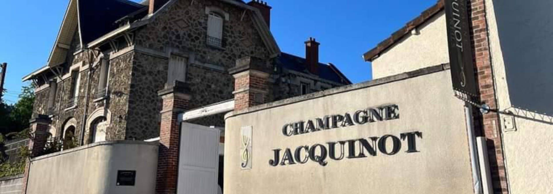 Champagne Jacquinot et Fils - Rue des Vignerons
