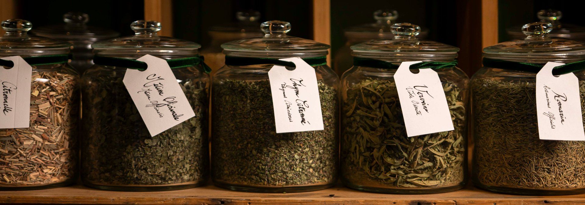 Distillerie de l'Arbre sec - Rue des Vignerons