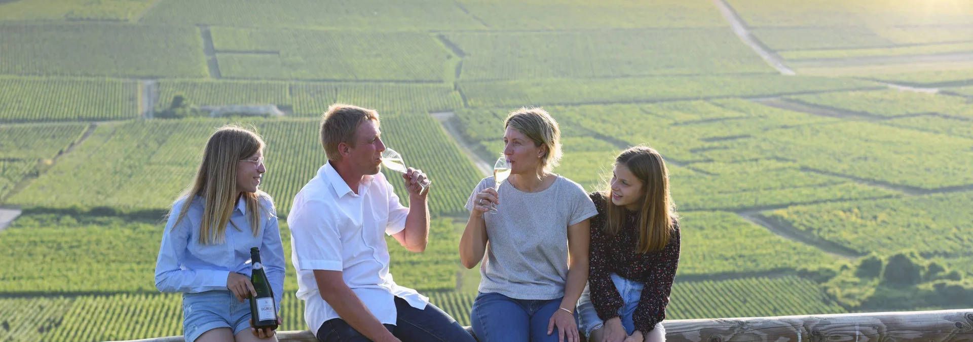 Champagne Egrot et Filles - Rue des Vignerons
