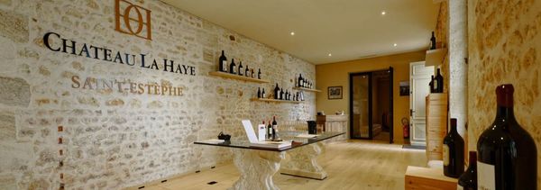 Tour della cantina alla scoperta del mondo-photo