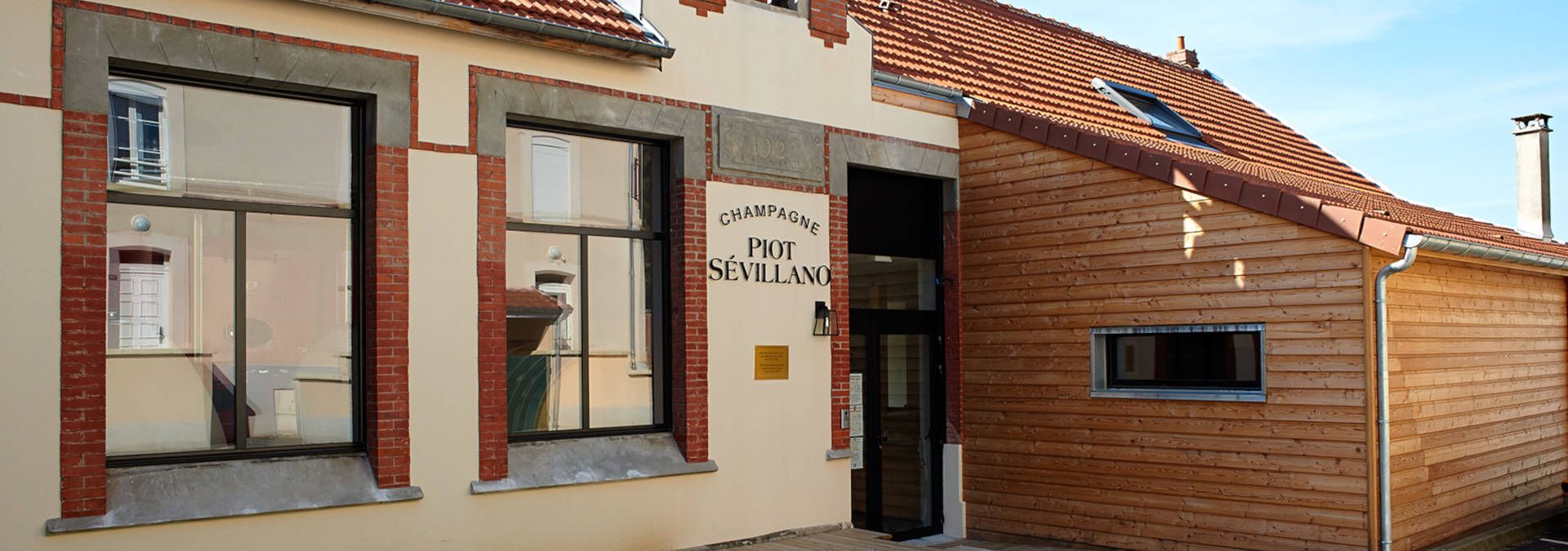 Champagne Piot-Sévillano - Rue des Vignerons