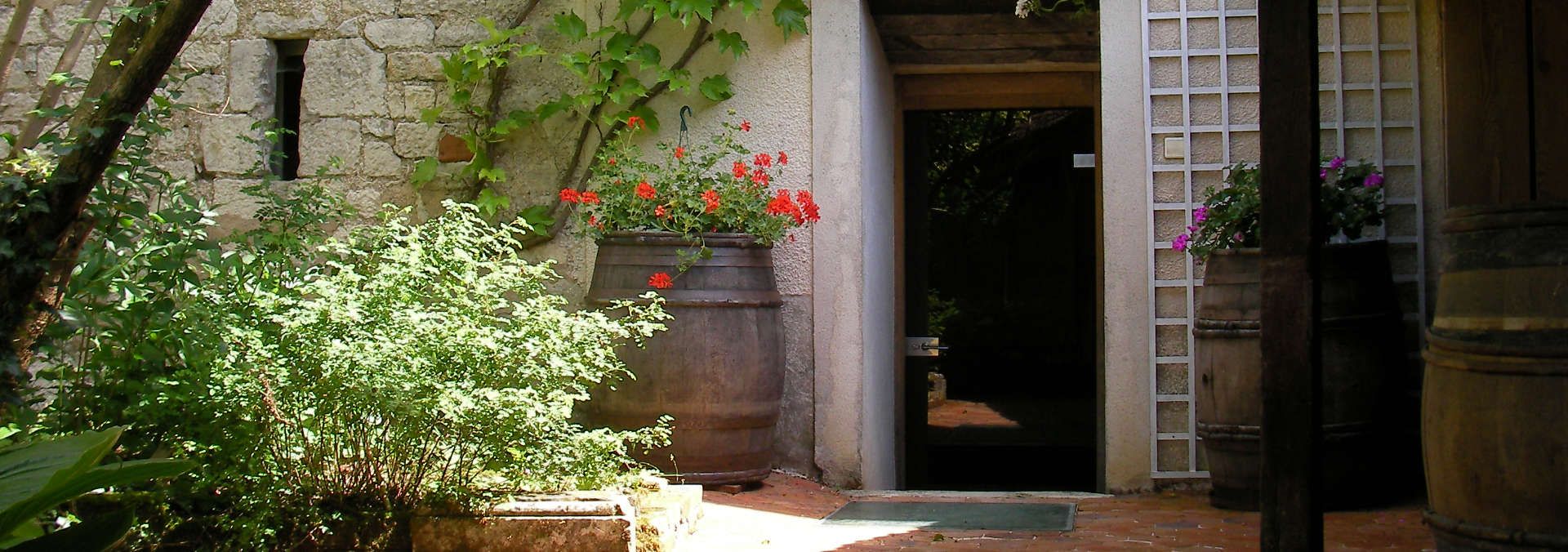 Domaine Testut - Rue des Vignerons