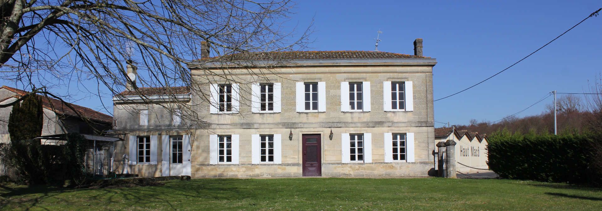 Château Haut Macô - Rue des Vignerons