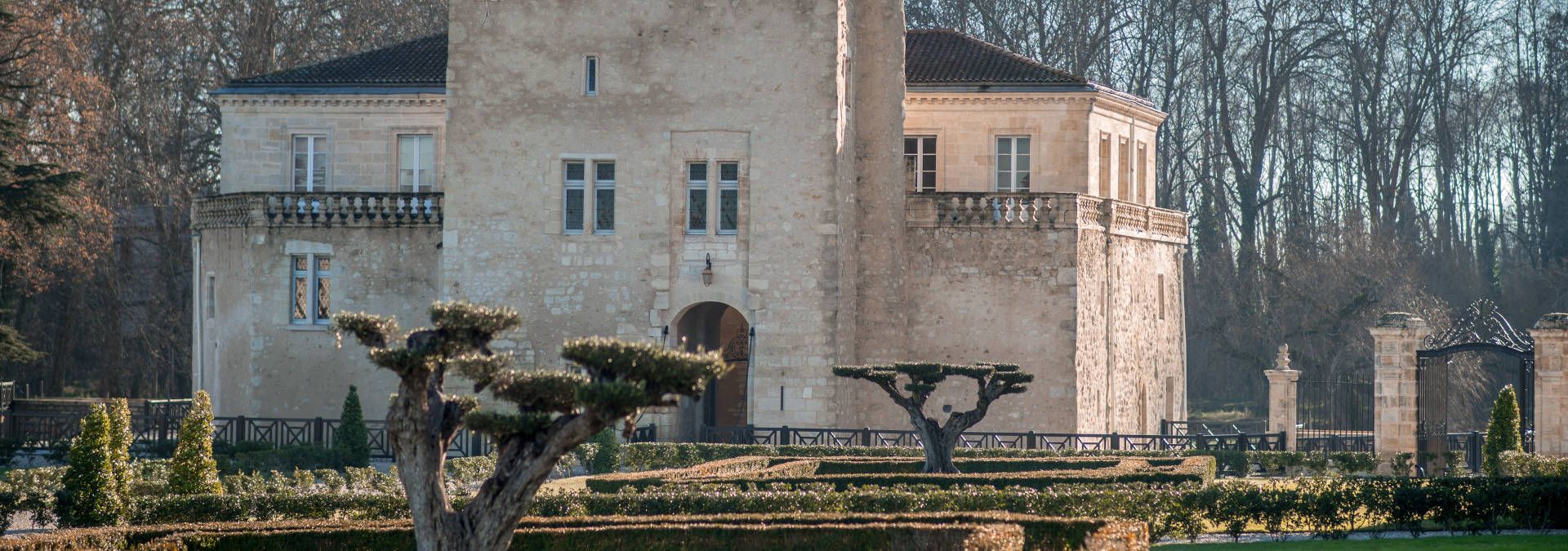 Château La Tour Carnet - Rue des Vignerons