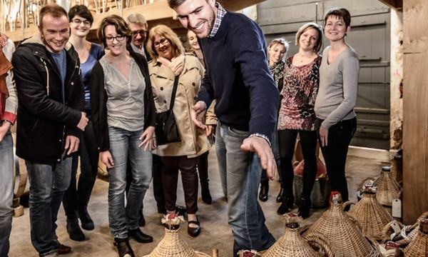 Visita a la bodega e iniciación a la cata de vinos-photo