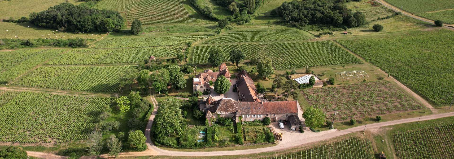 Château de Rougeon - Rue des Vignerons