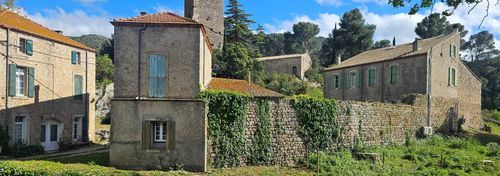 Château de Nouvelles photo