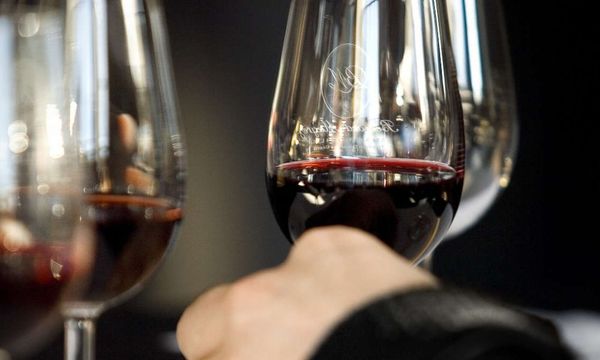 3-Wein-Verkostung-photo