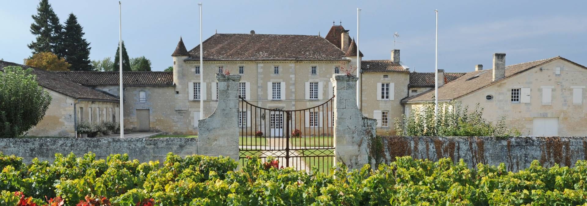 Château Grand Mayne - Rue des Vignerons