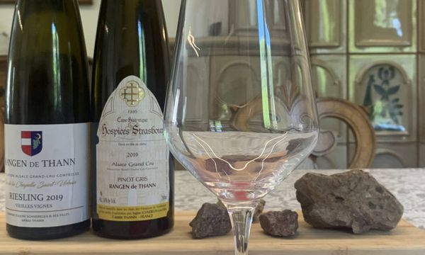Handtekening van Terroirs Grand Cru Rangen en lieu-dit-photo