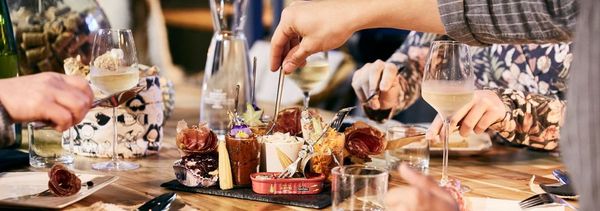 Visita a la bodega, degustación y comida a bordo-photo