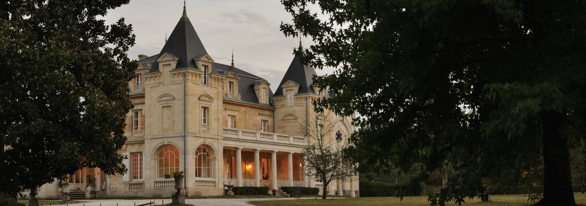 Château Léognan - Rue des Vignerons
