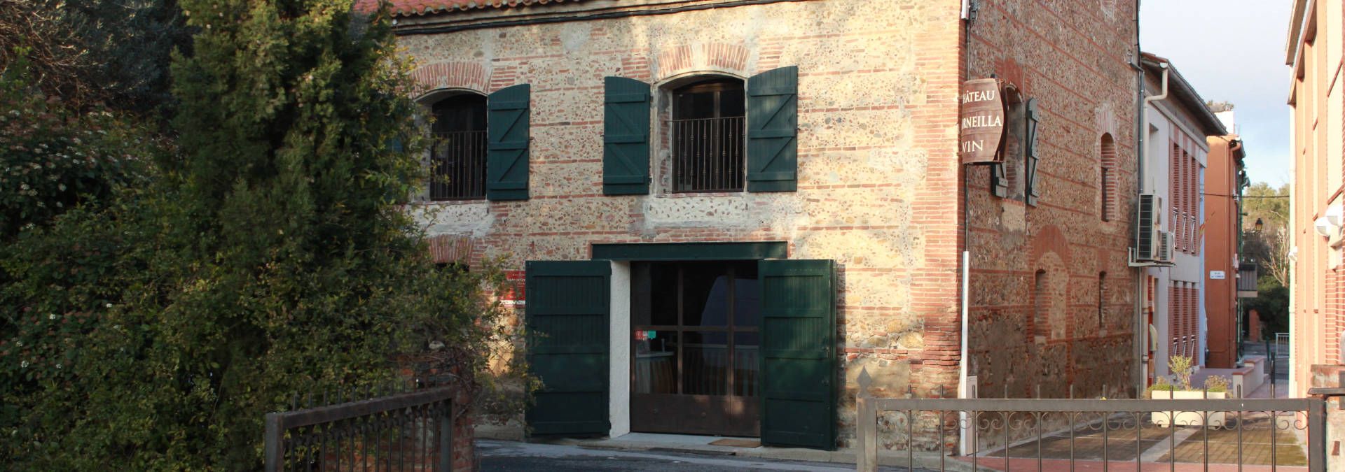 Château de Corneilla - Rue des Vignerons