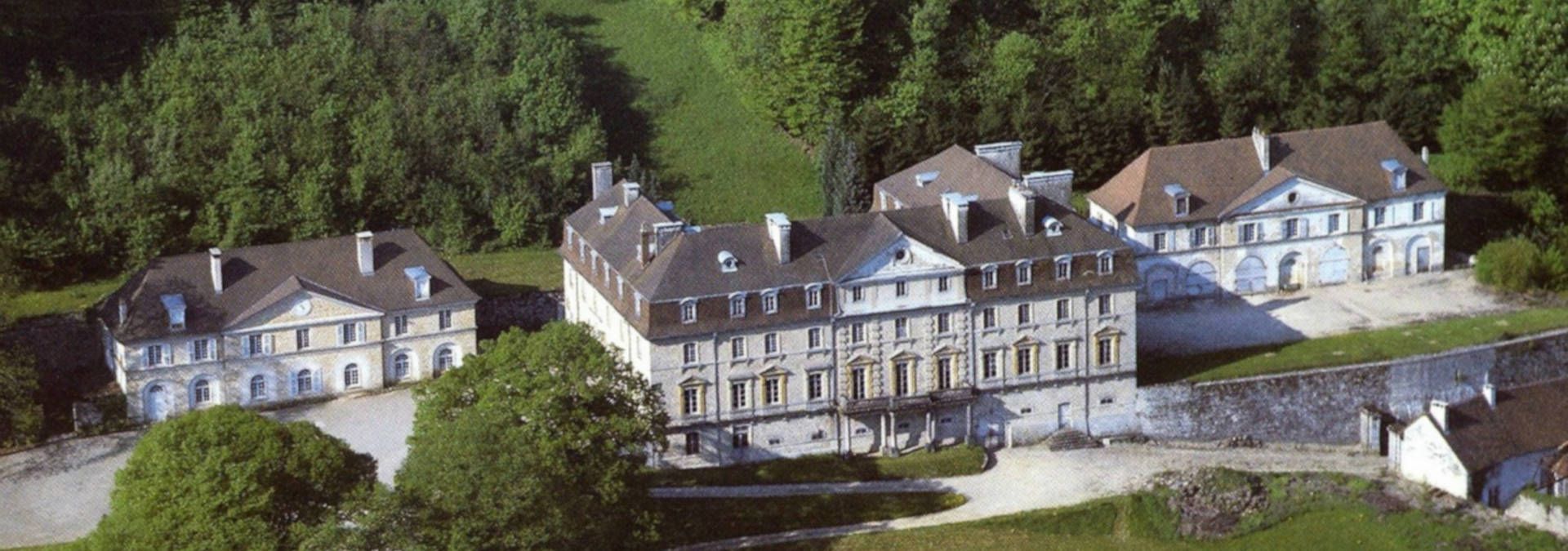 Château d'Arlay - Rue des Vignerons