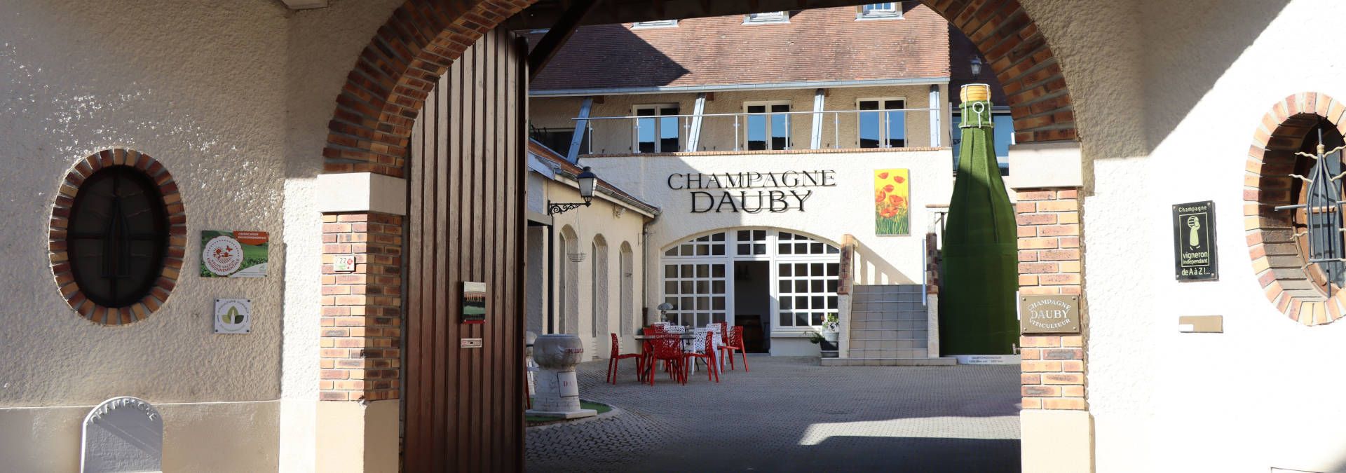 Champagne Dauby Mère et Fille - Rue des Vignerons