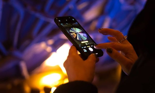 Immersive audio tour at Caves du Louvre-photo