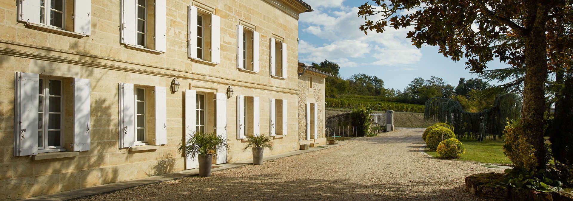 Château Bernateau - Rue des Vignerons