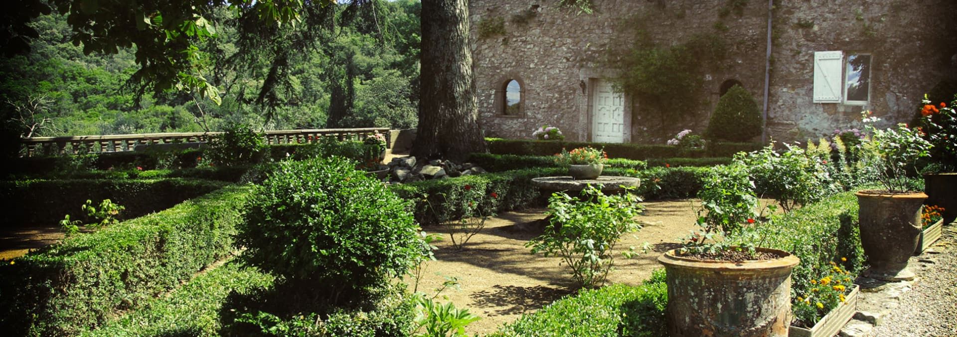 Château Bas d'Aumelas - Rue des Vignerons