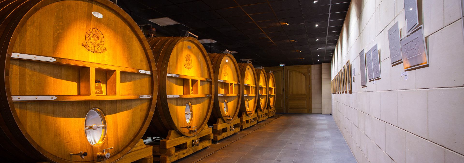 Champagne J. De Telmont - Rue des Vignerons