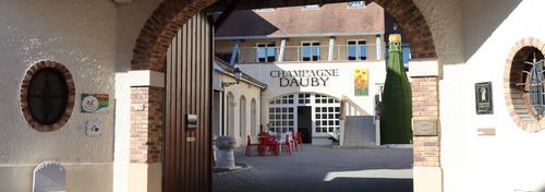Champagne Dauby Mère et Fille photo