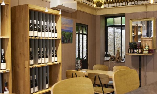 6-wine tasting-photo
