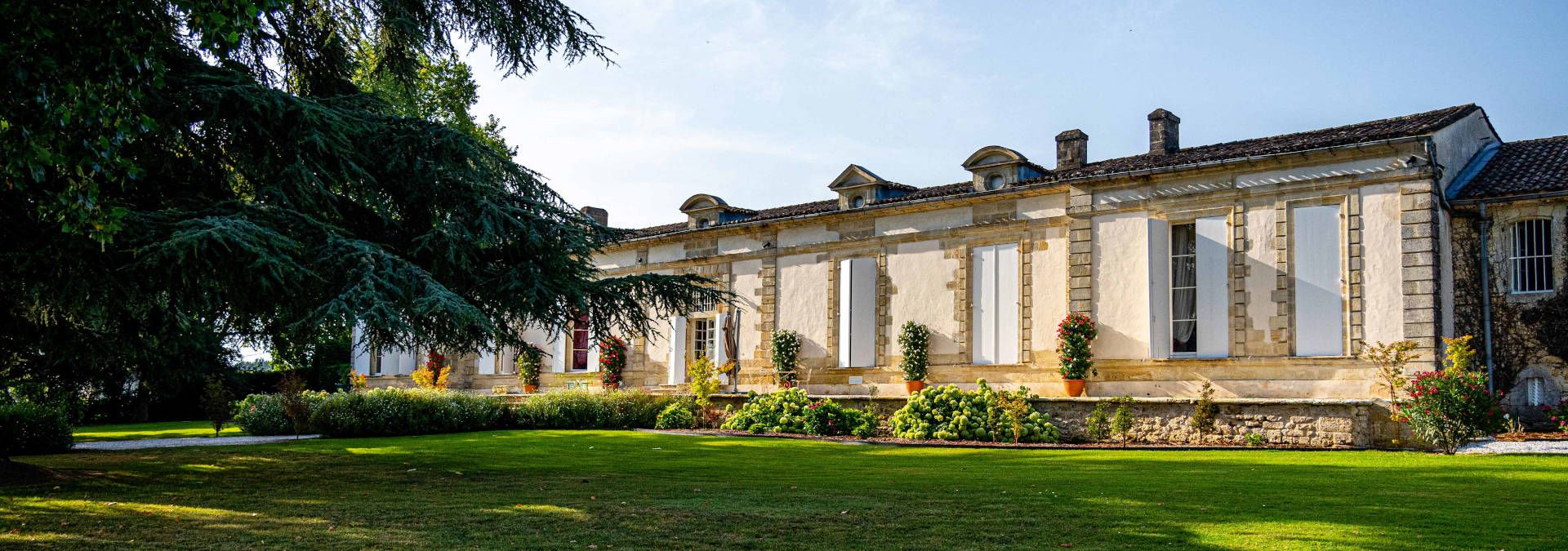 Château Fombrauge - Rue des Vignerons 