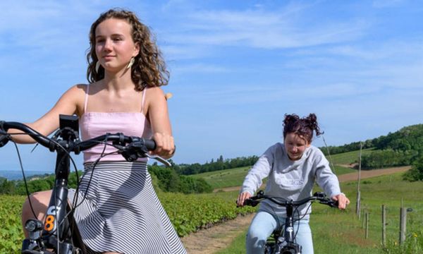 Bike trip in the Beaujolais region-photo