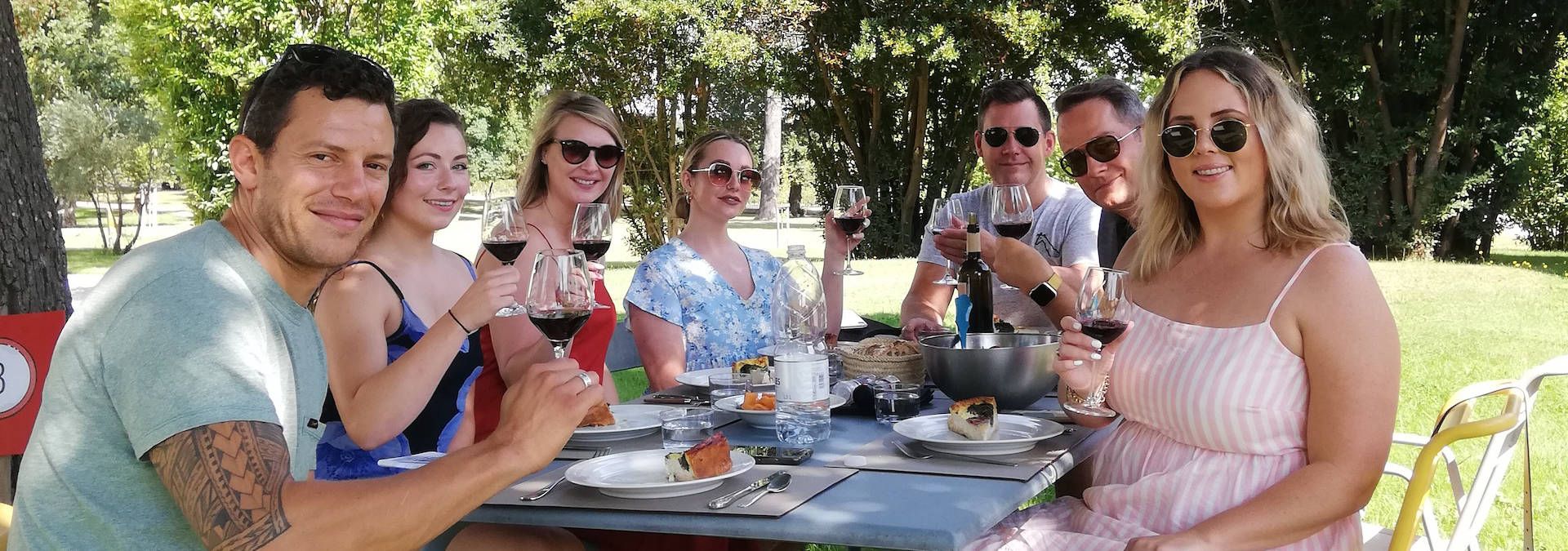 Day trip to Saint-Emilion by electric bike from Bordeaux