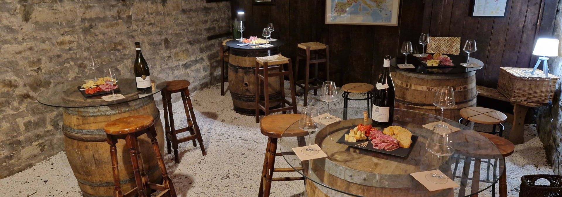 The Wine Compass - Rue des Vignerons