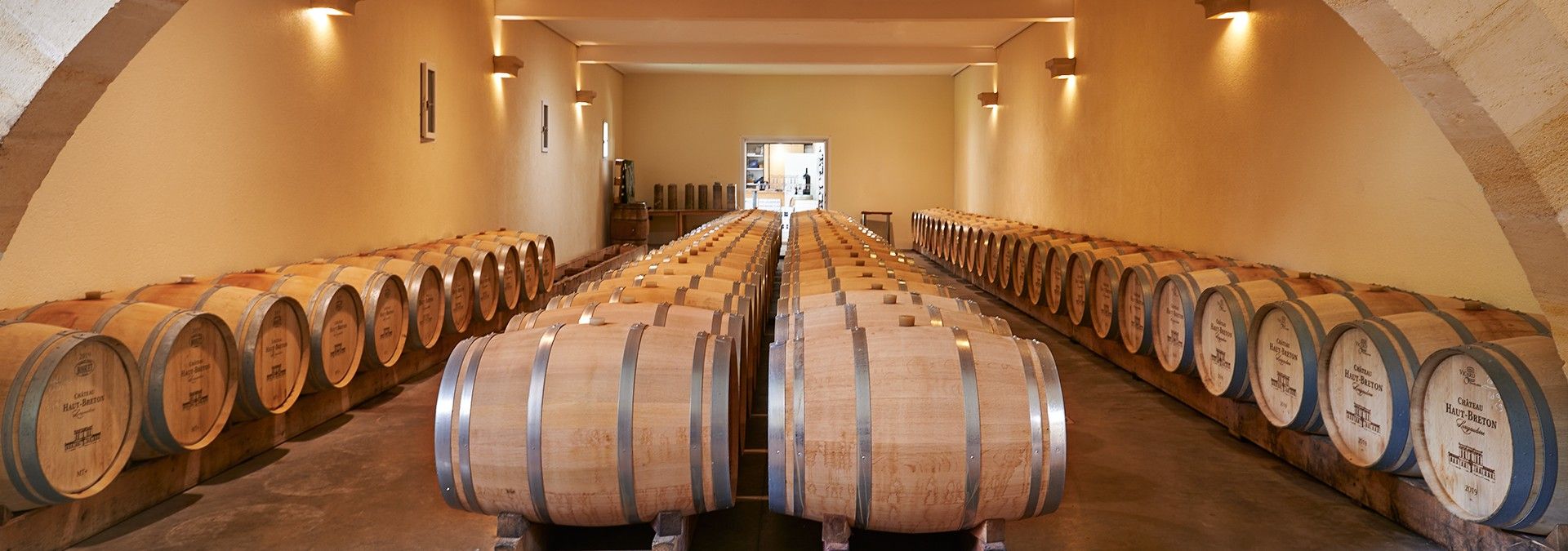 Château Haut-Breton Larigaudière - Rue des Vignerons