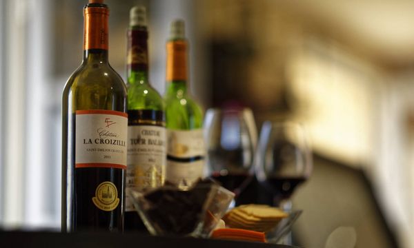 Proeverij van 3 Saint-Emilion wijnen-photo