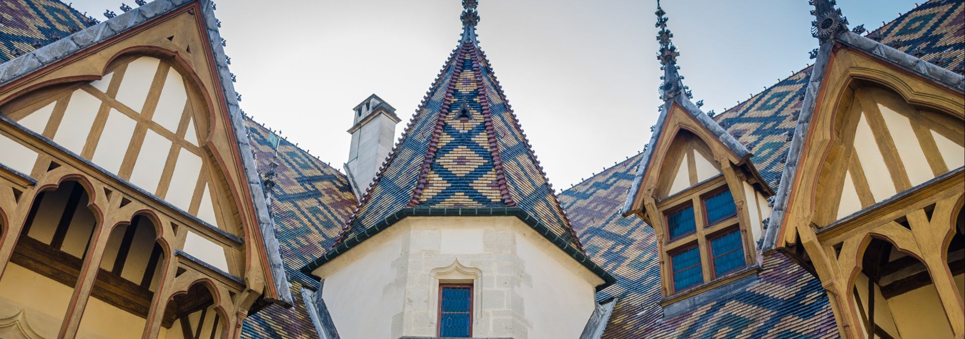 Authentica Tours - Rue des Vignerons
