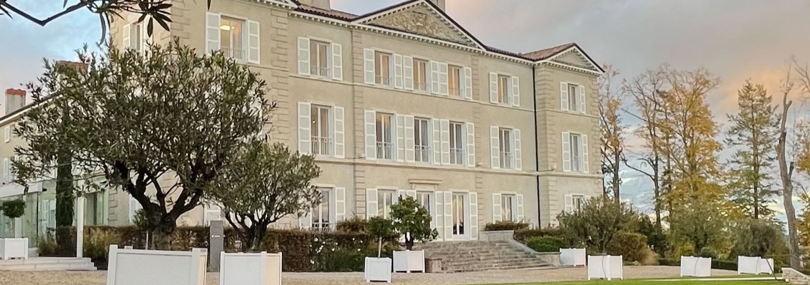 Château de Lachassagne - Rue des Vignerons